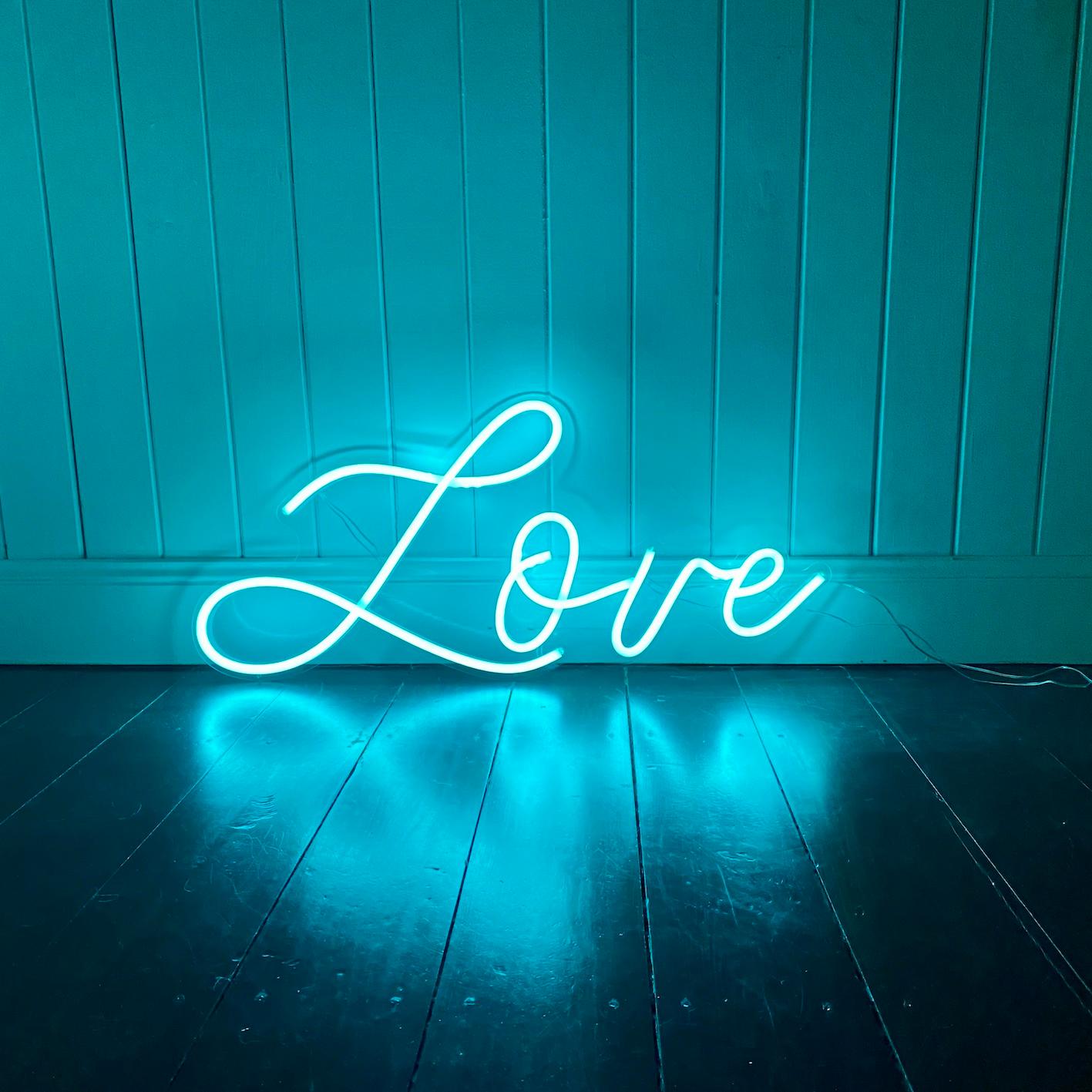 Love neon sign